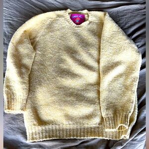 Howlin’ shaggy dog Shetland sweater